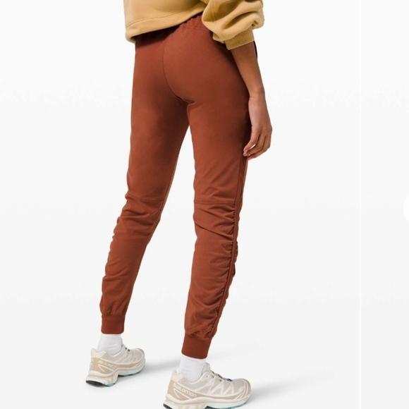 Lululemon Beyond the Studio Jogger. Dark Terracotta. 28". Size 8US. - Picture 3 of 16